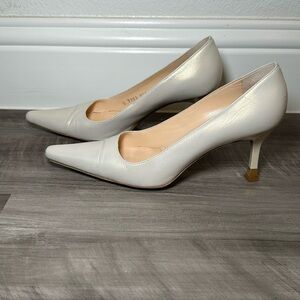 St. John Laminated Leather Heel - 7B